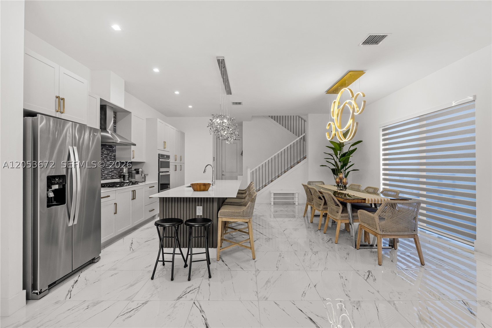 DOWNTOWN DORAL SOUTH PHAS - Residential Lease