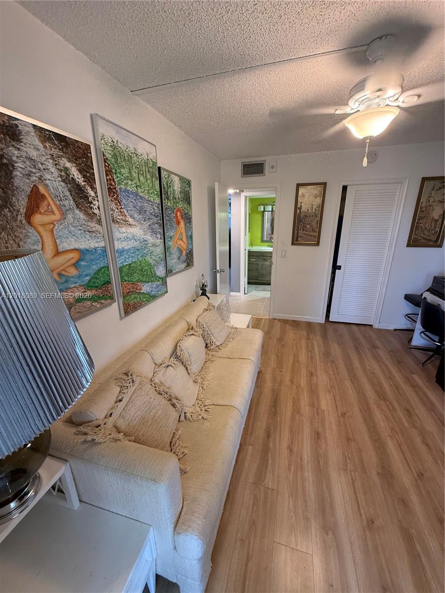 LYNDHURST K CONDO - Residential