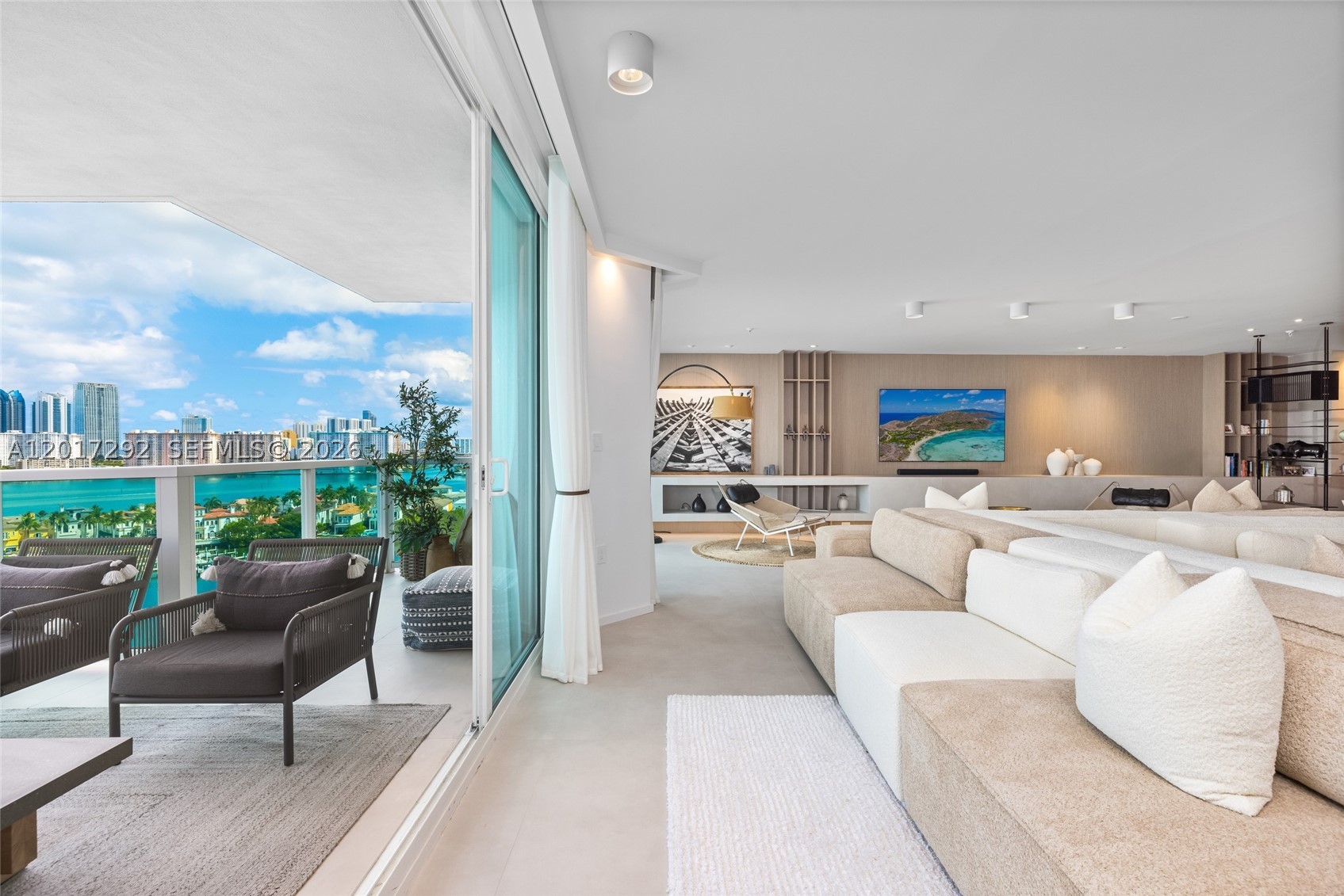 THE PENINSULA CONDO - Residential