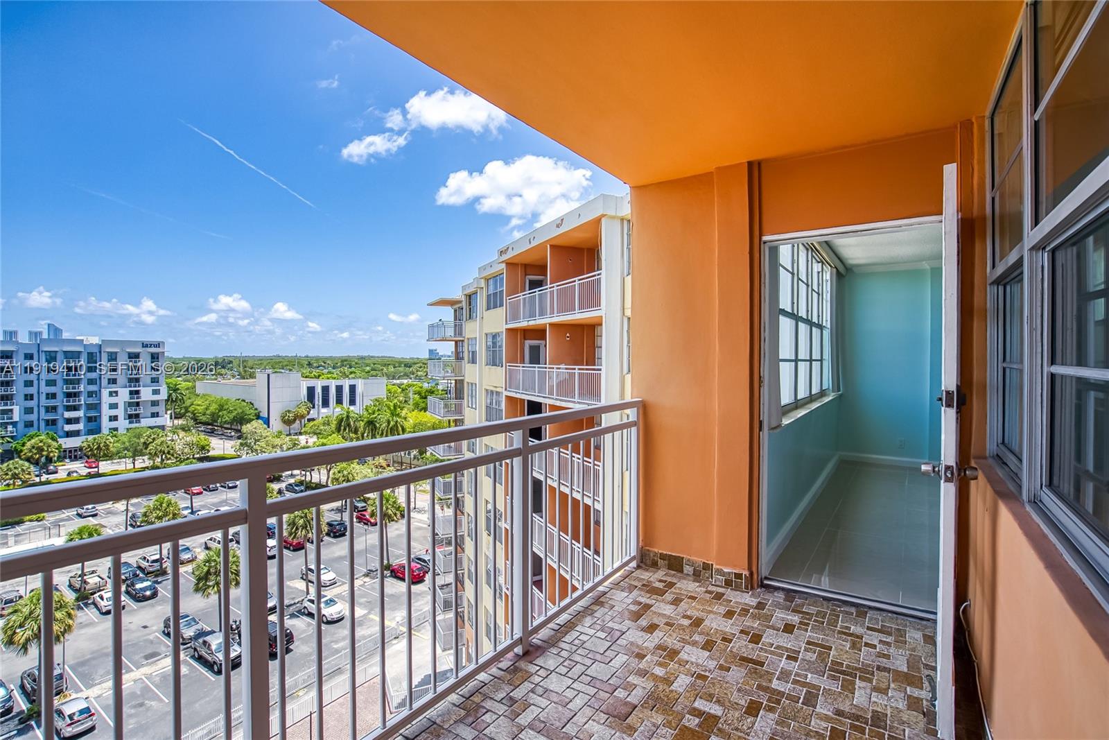 CRESTVIEW TOWERS CONDO - Residential