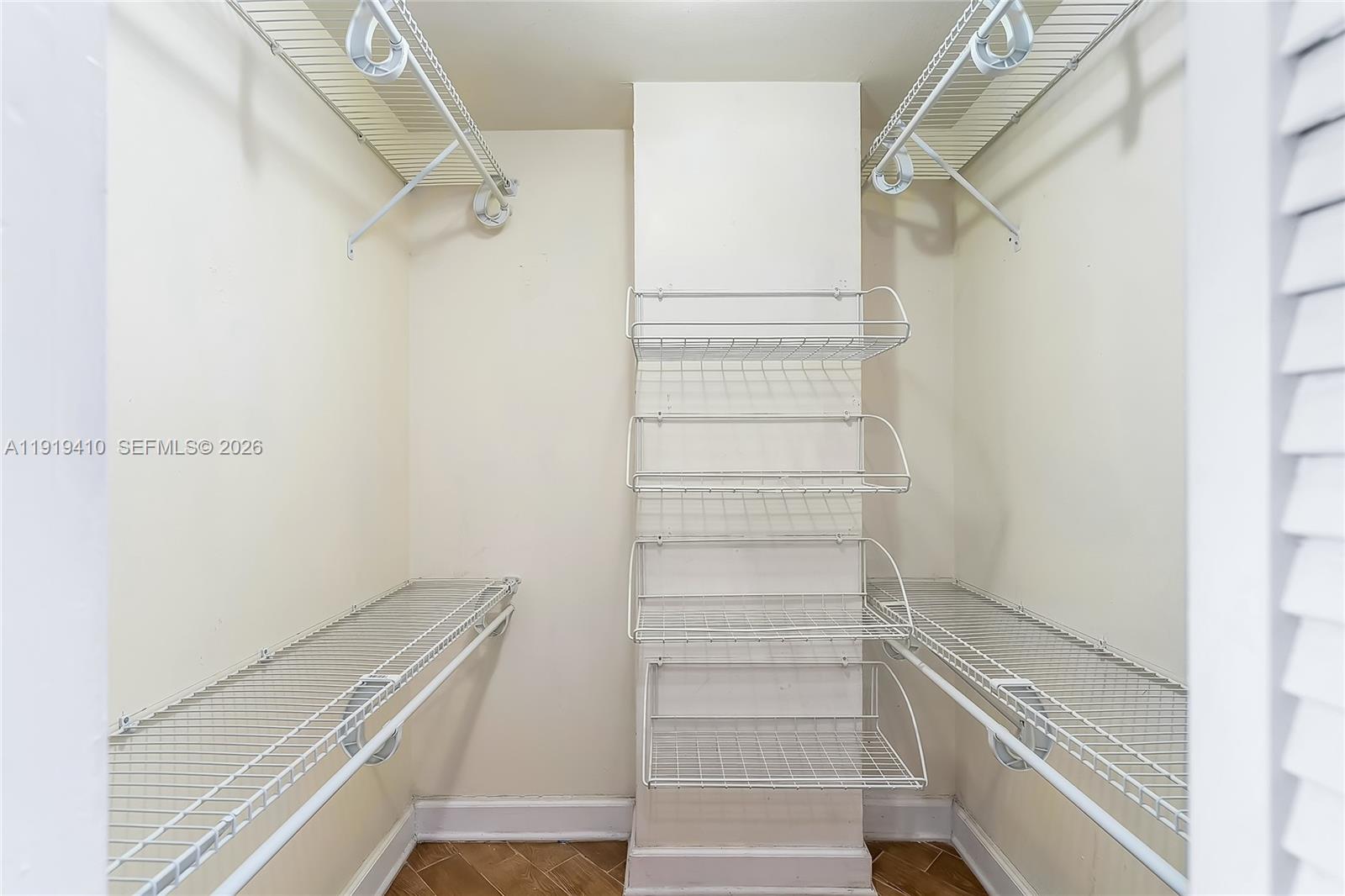 CRESTVIEW TOWERS CONDO - Residential