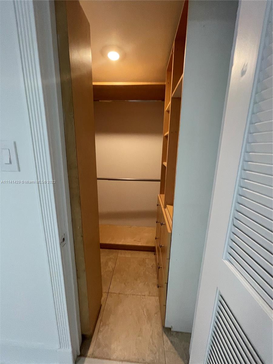 BOULEVARD HEIGHTS SEC 4 - Residential Lease