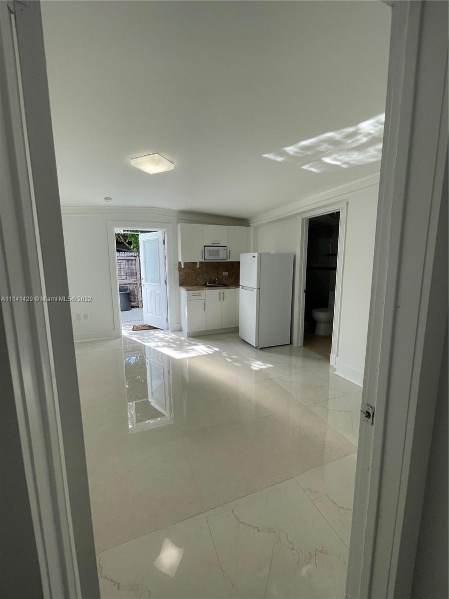 BOULEVARD HEIGHTS SEC 4 - Residential Lease