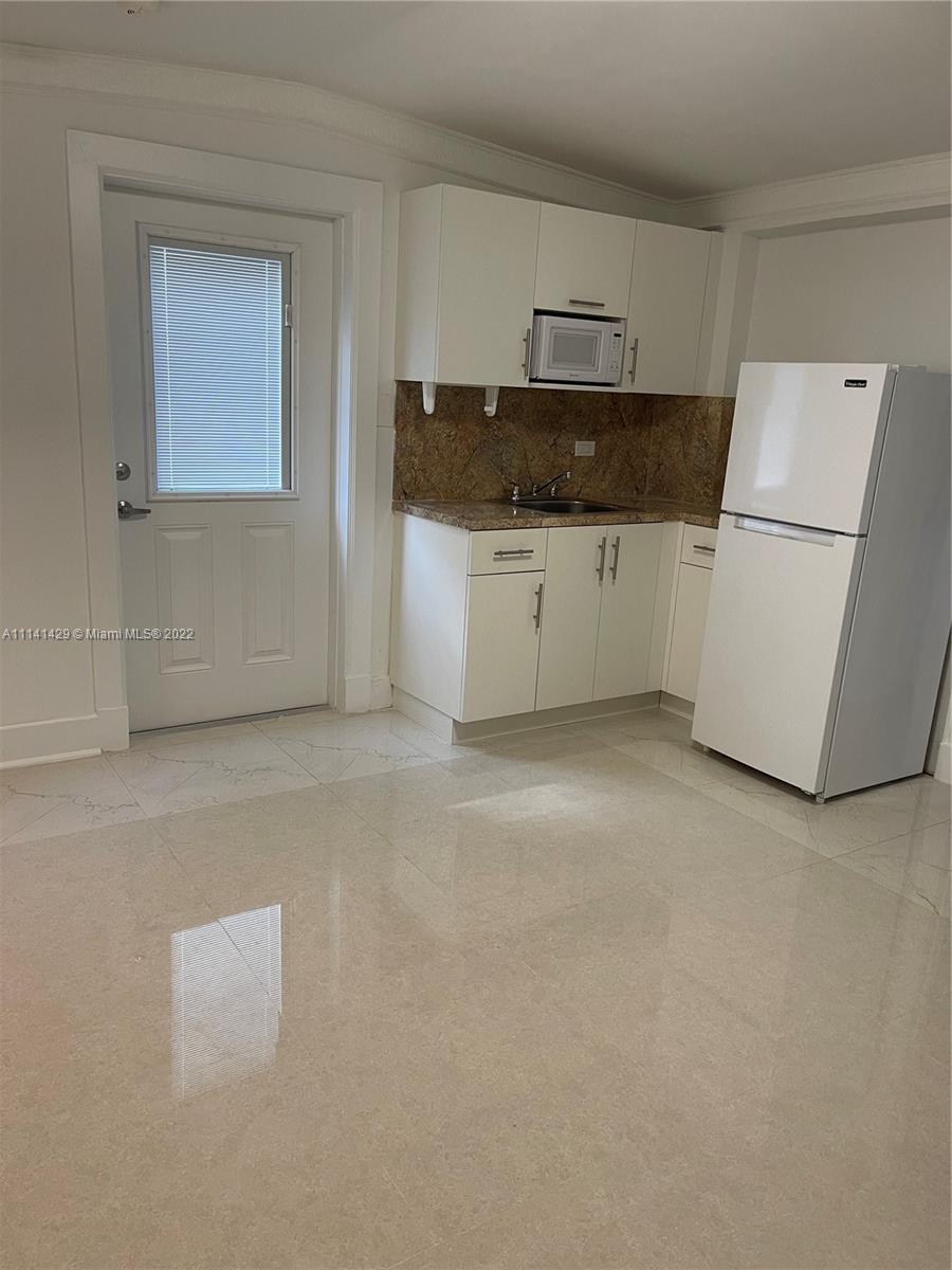 BOULEVARD HEIGHTS SEC 4 - Residential Lease
