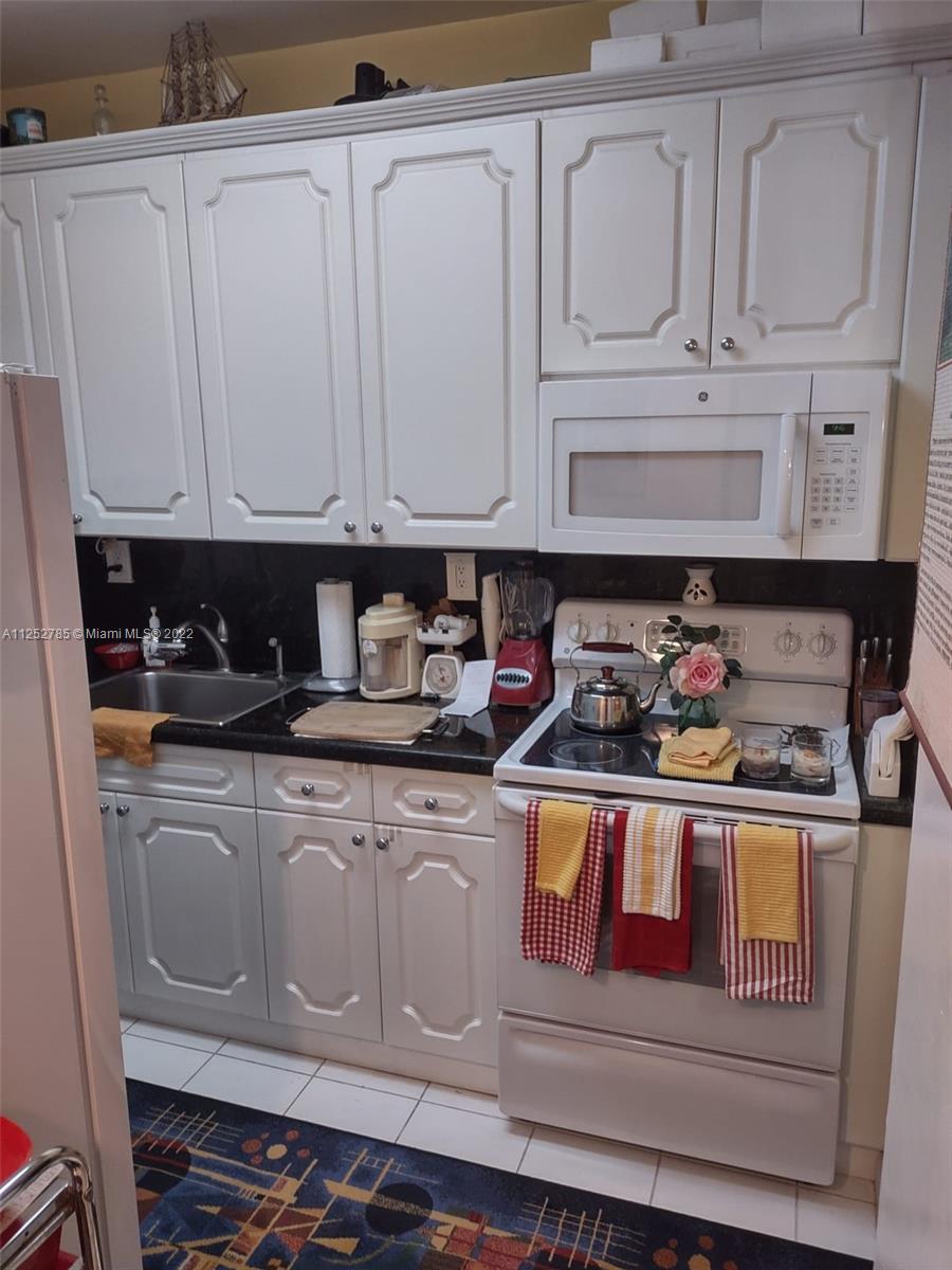 MIMOSA CONDO - Residential
