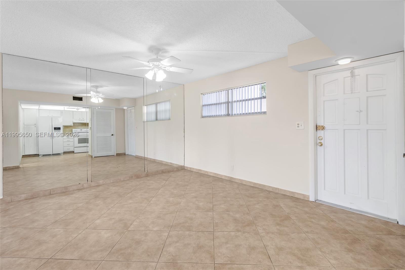 HOLLYBROOK GOLF AND - Residential