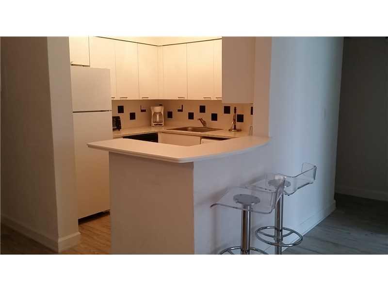 FLAMINGO SOUTH BEACH I CO - Residential Lease