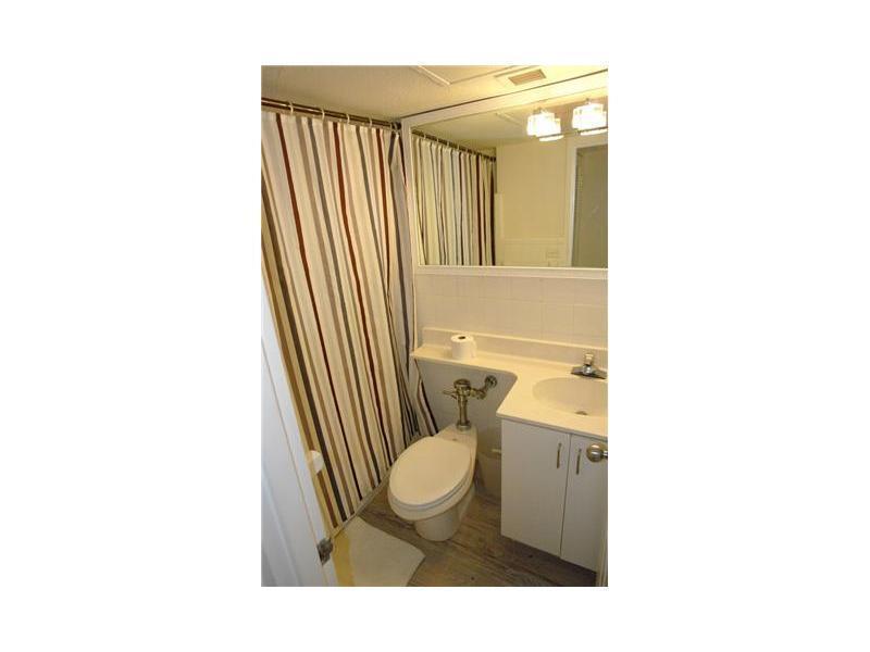 FLAMINGO SOUTH BEACH I CO - Residential Lease