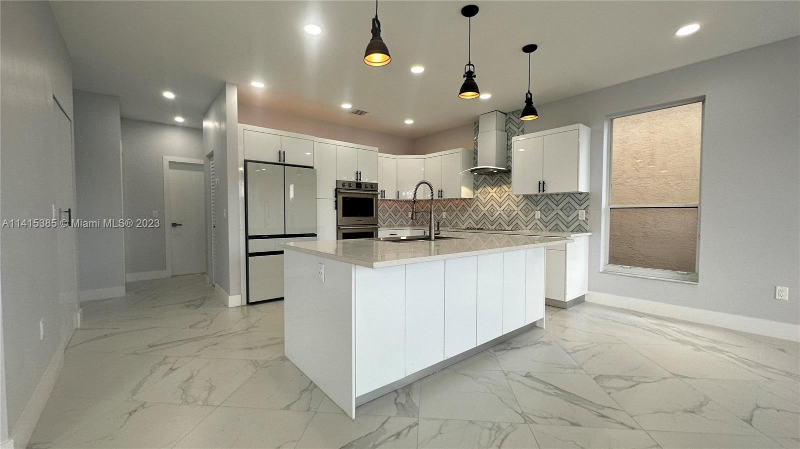 SILVER LAKES PHASE III RE - Residential Lease
