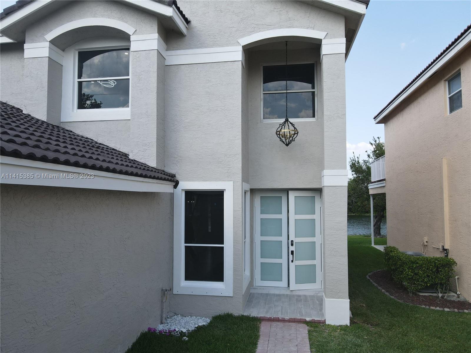 SILVER LAKES PHASE III RE - Residential Lease