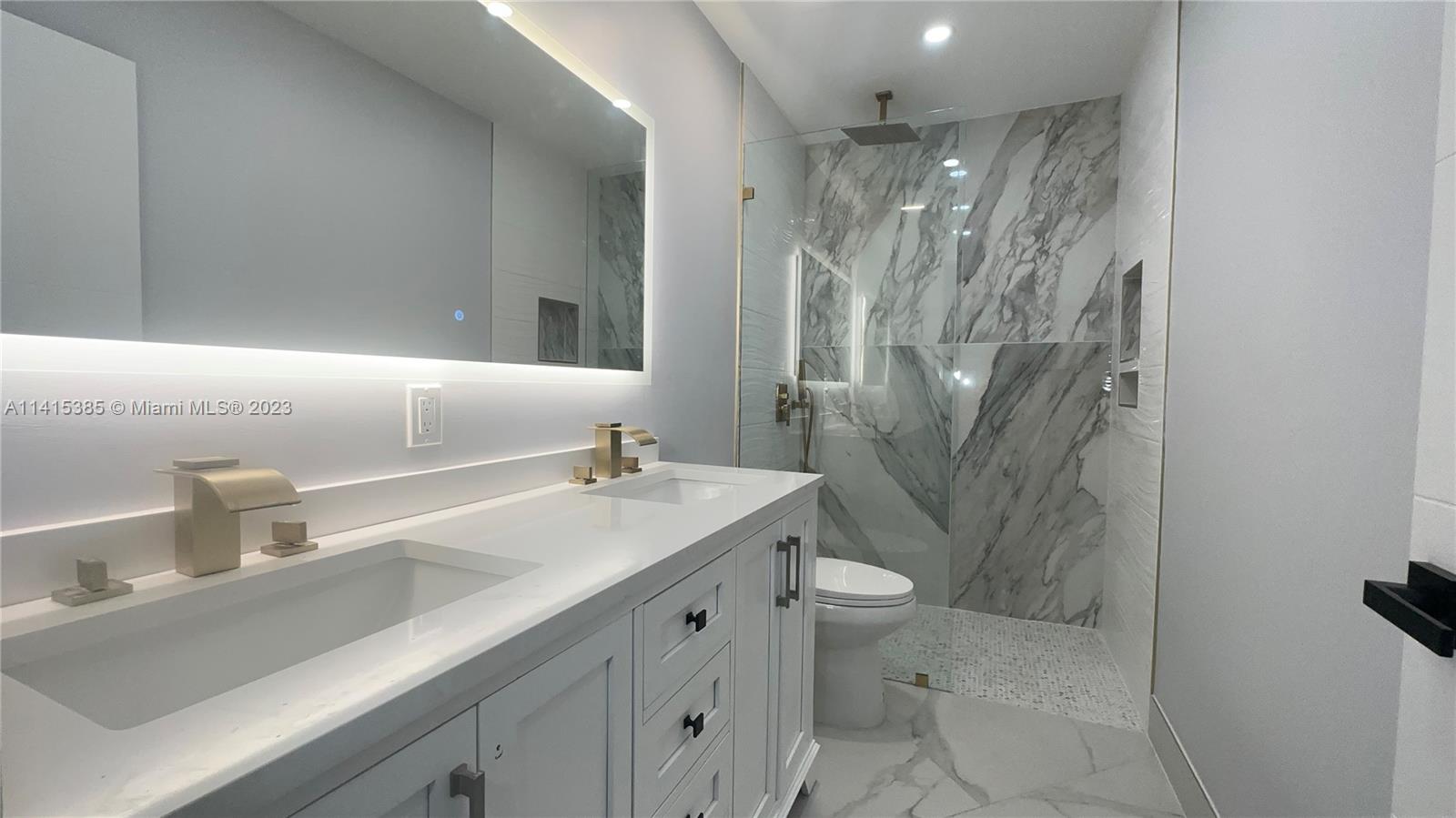 SILVER LAKES PHASE III RE - Residential Lease