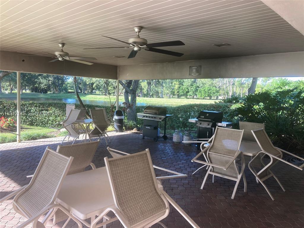 NO 51 PALM-AIRE COUNTRY C - Residential
