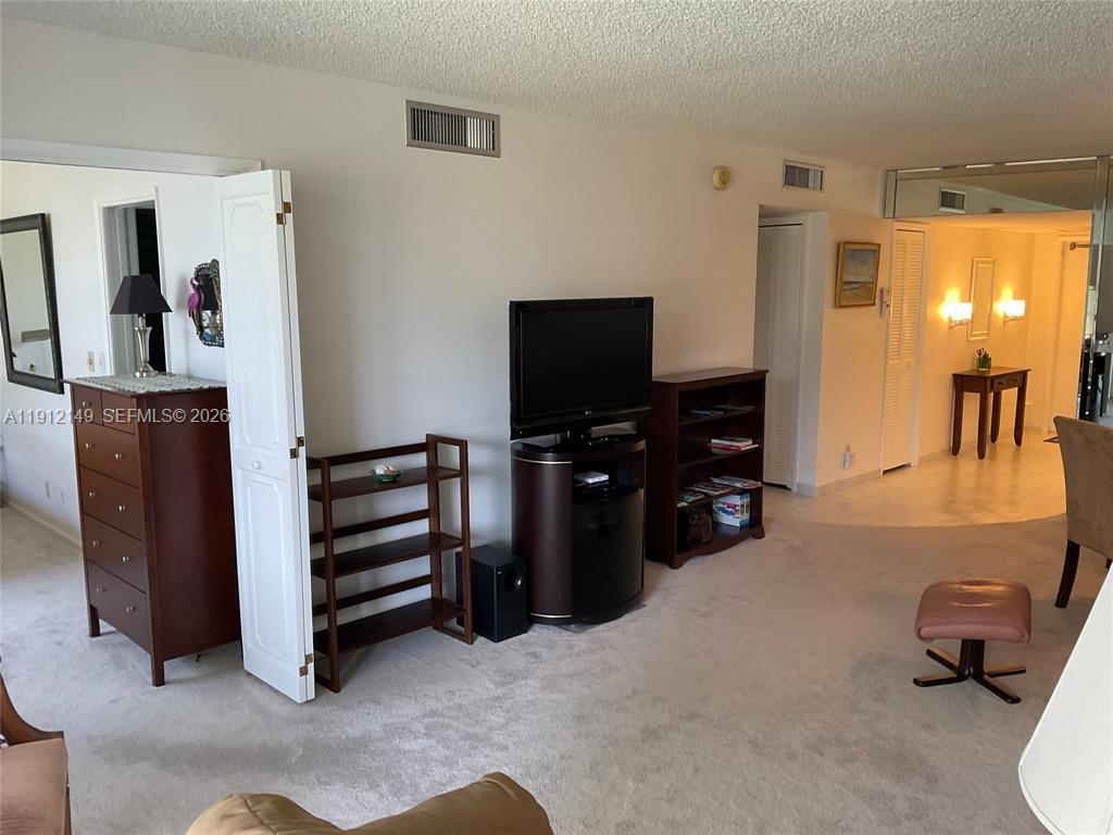 NO 51 PALM-AIRE COUNTRY C - Residential