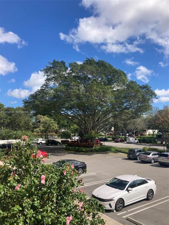 NO 51 PALM-AIRE COUNTRY C - Residential