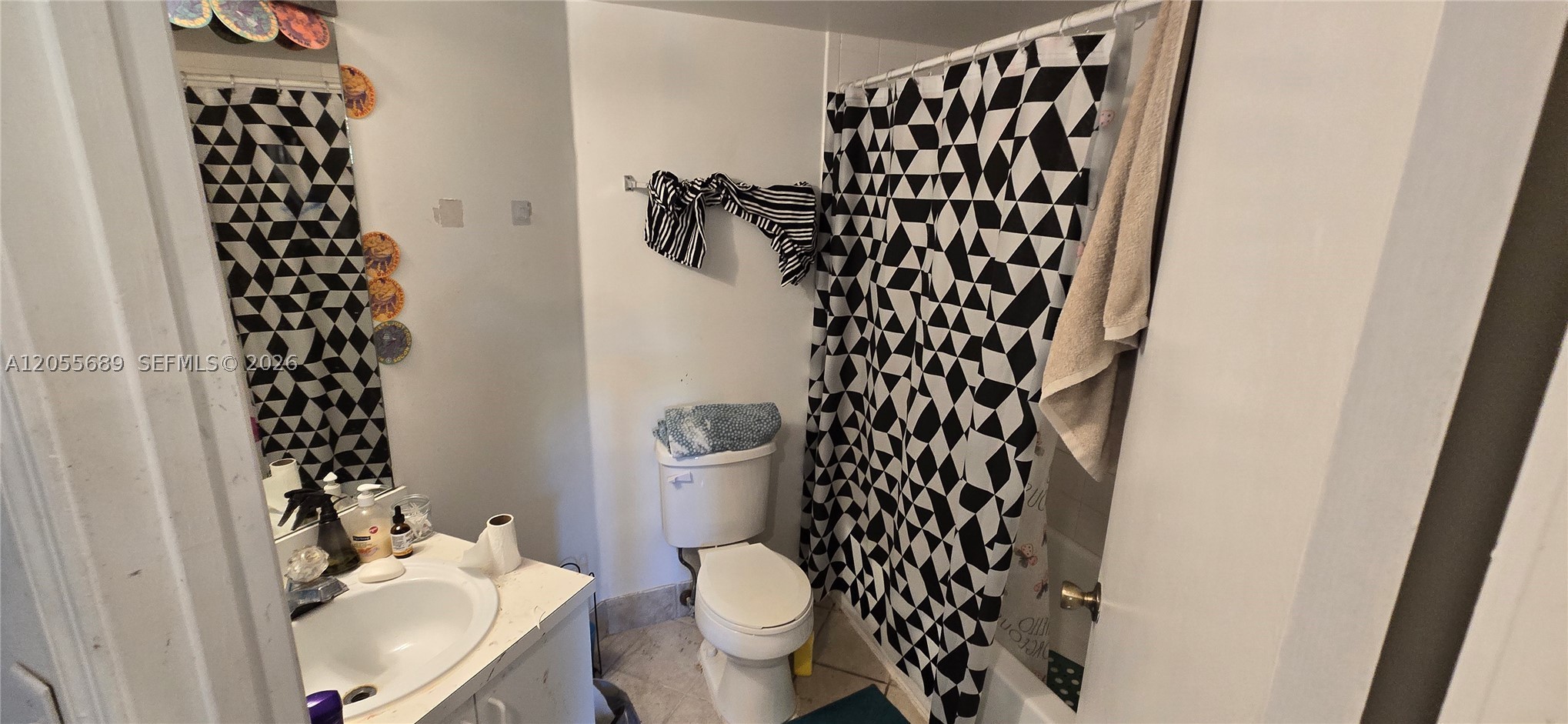 GRAND ISLES CONDO - Residential