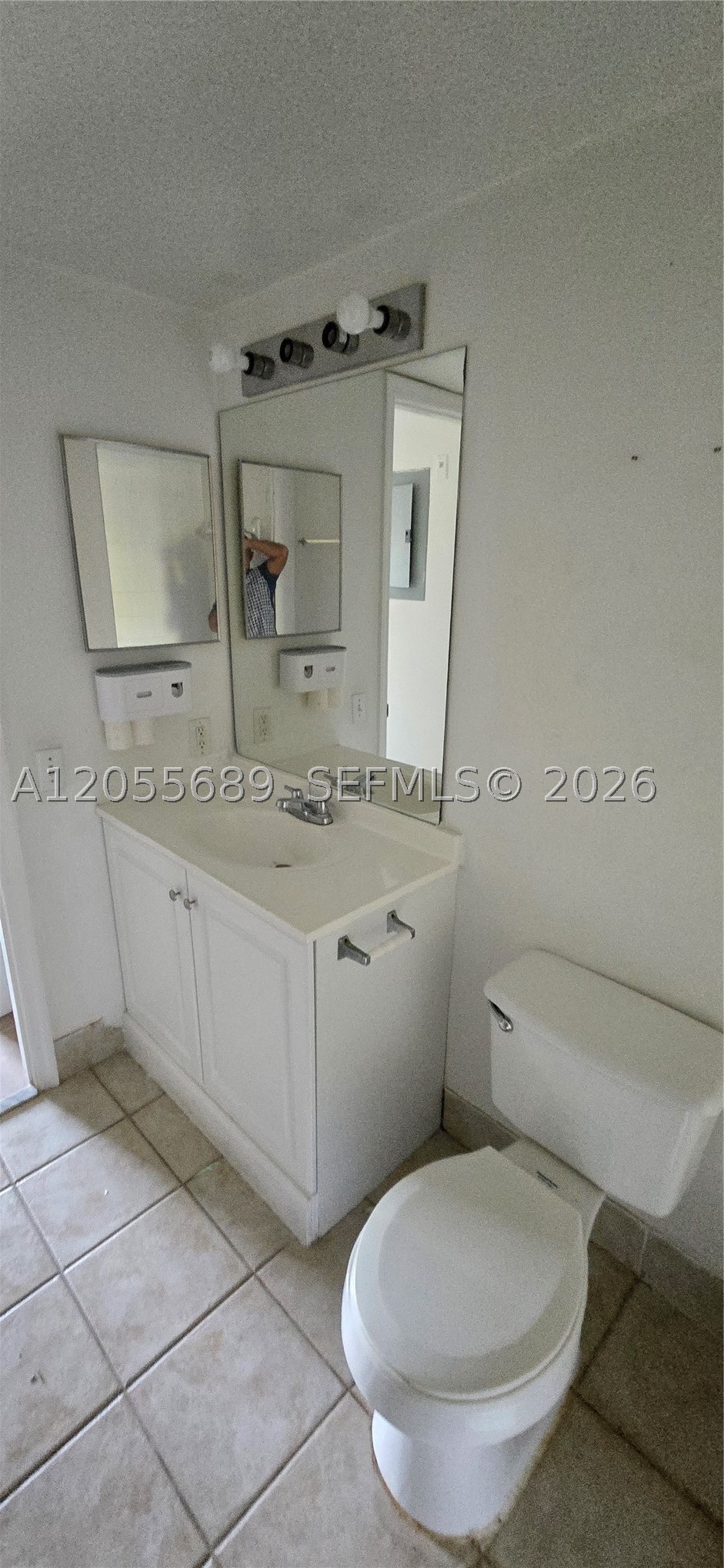 GRAND ISLES CONDO - Residential