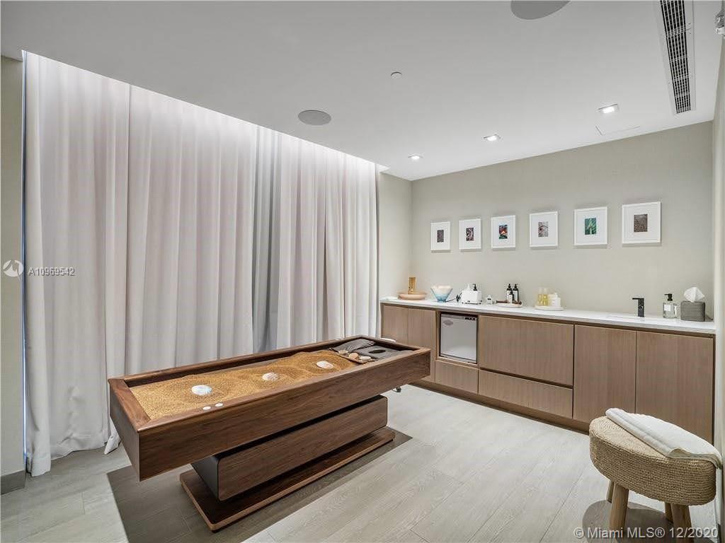 2200 FORT LAUDERDALE BEAC - Residential