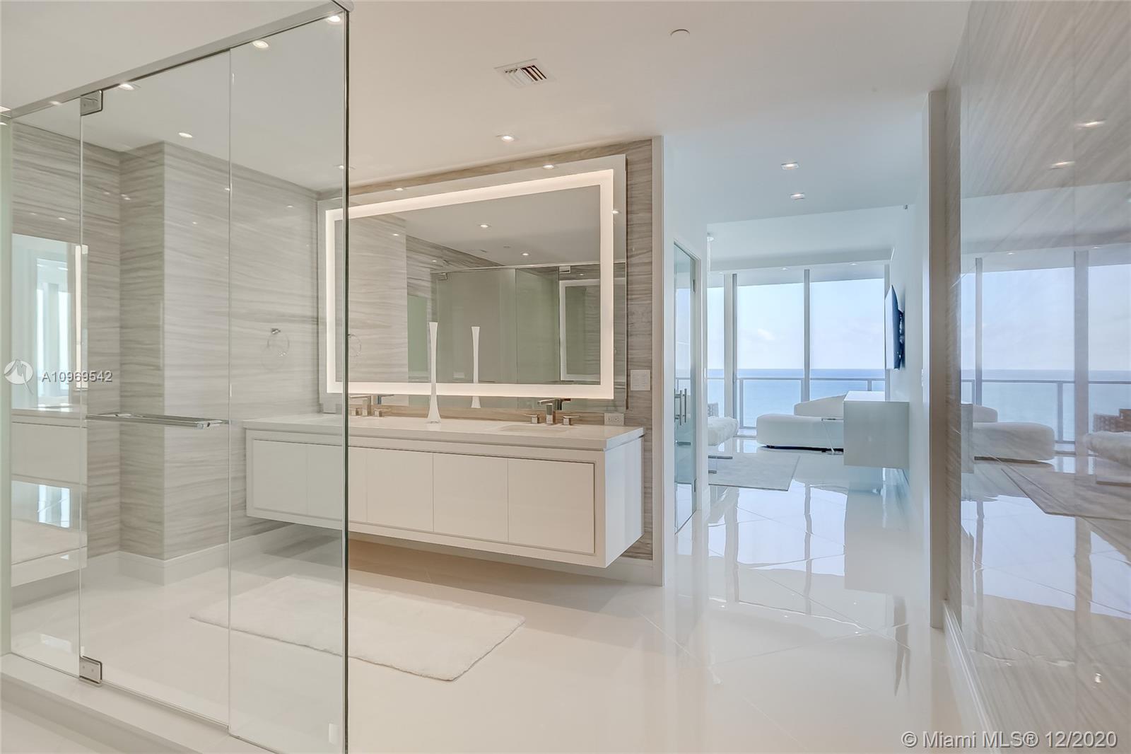 2200 FORT LAUDERDALE BEAC - Residential