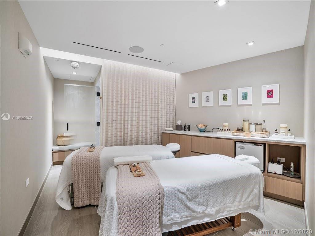 2200 FORT LAUDERDALE BEAC - Residential