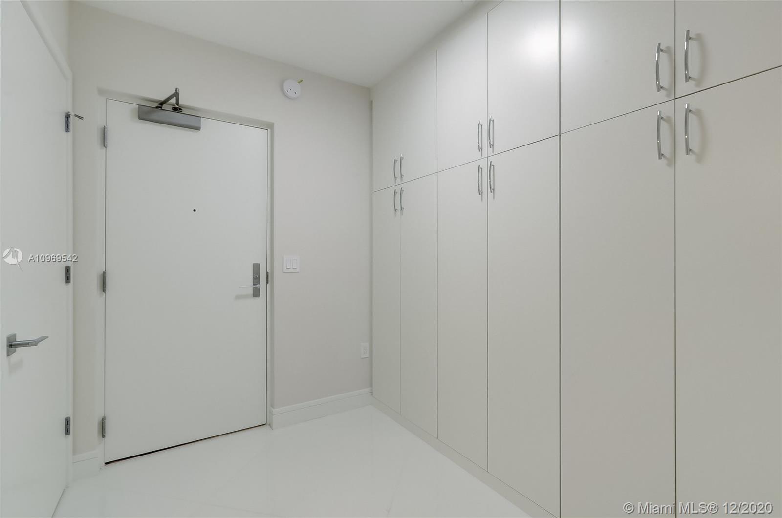 2200 FORT LAUDERDALE BEAC - Residential