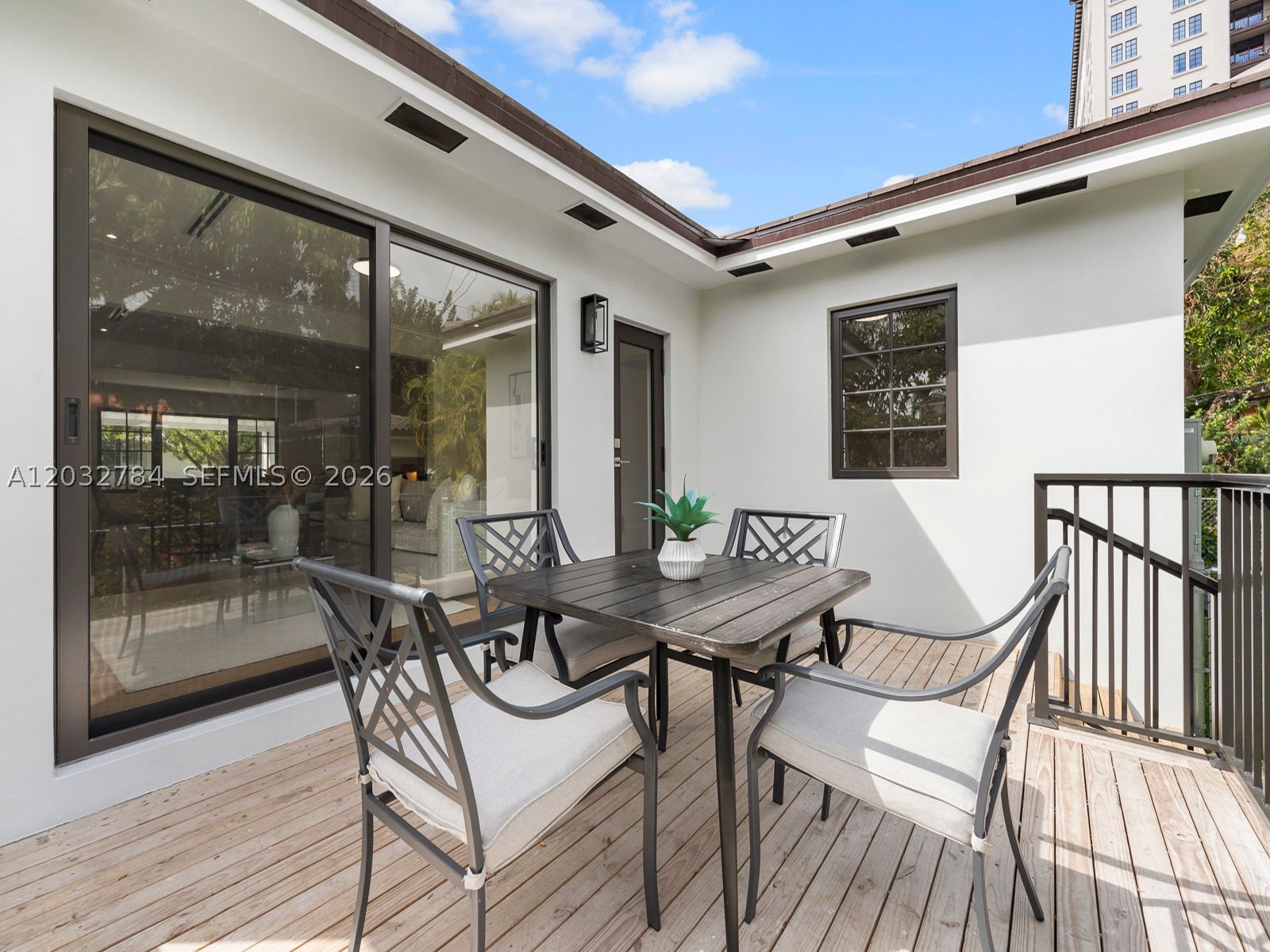 CORAL GABLES CRAFTS SEC - Residential