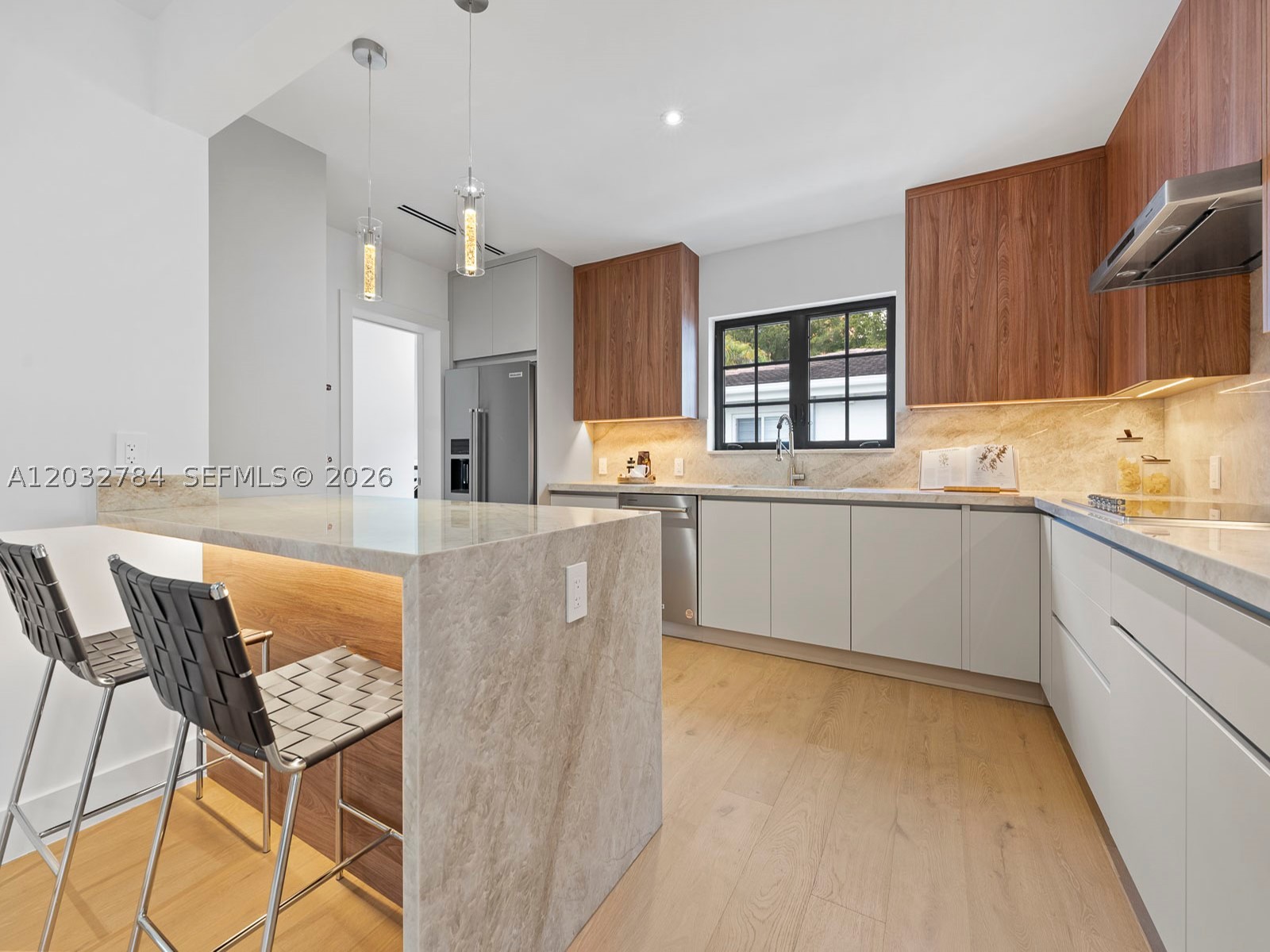 CORAL GABLES CRAFTS SEC - Residential