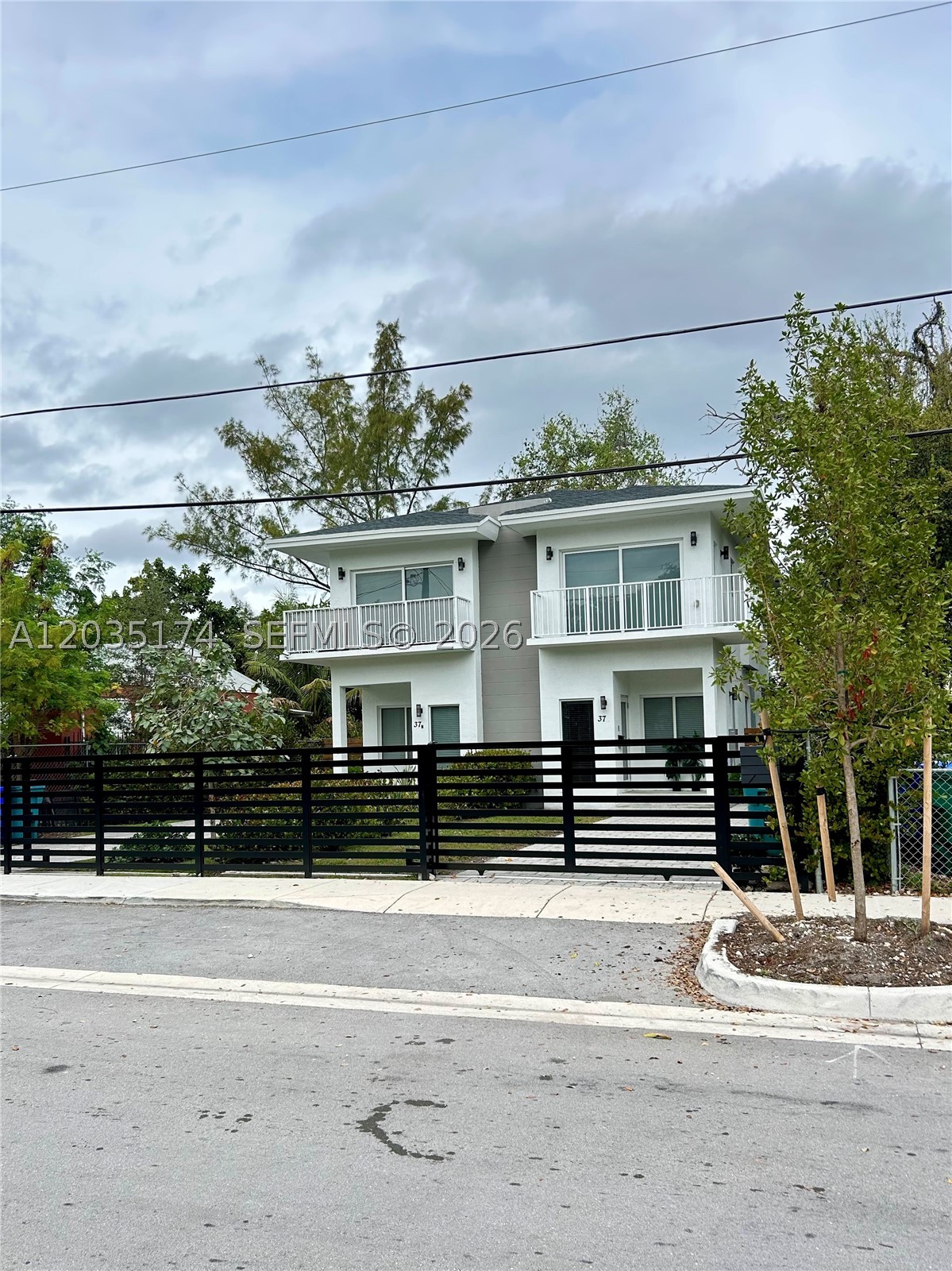 DUPONT ADDN - Residential Income