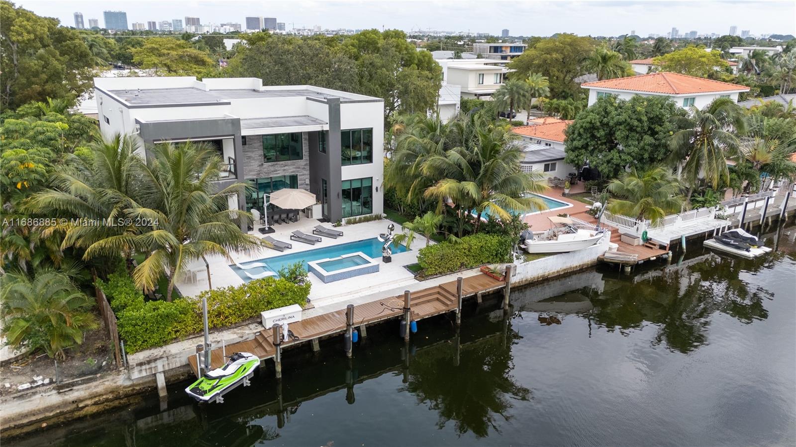 CORONADO HARBOR - Residential