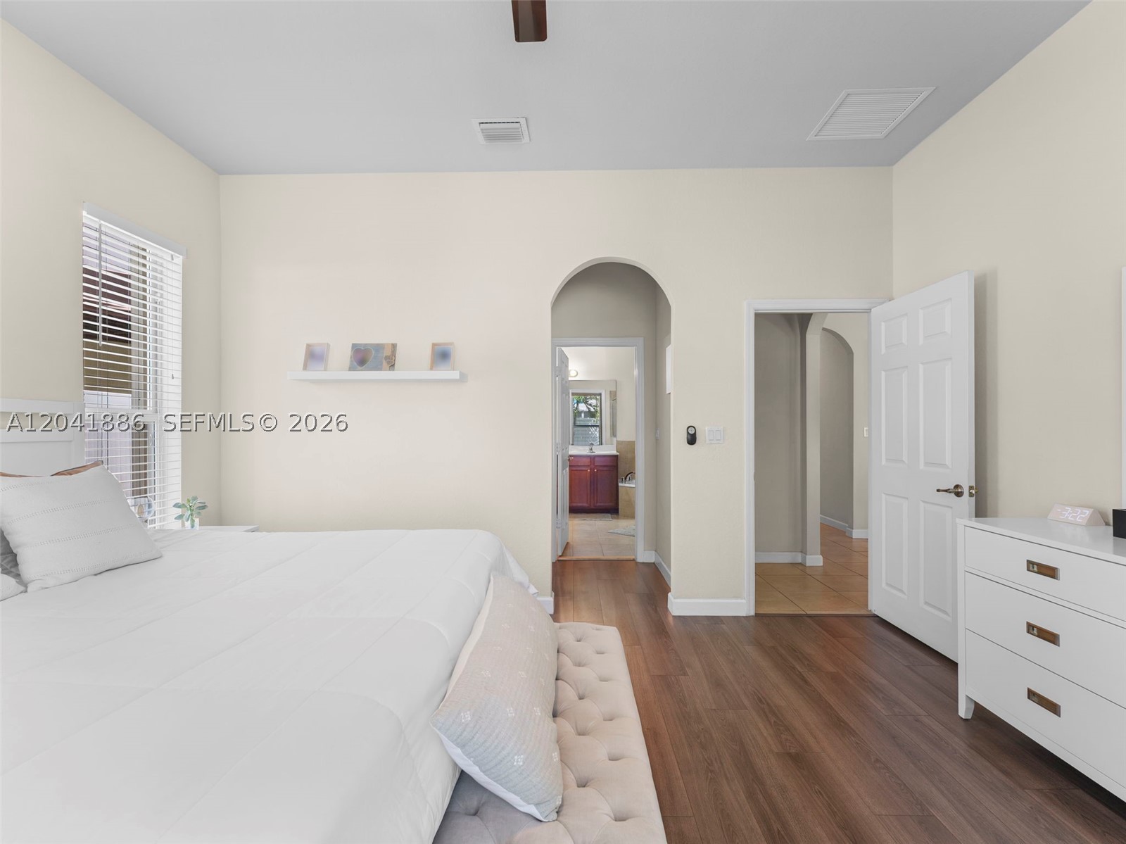 KENDALL COMMONS RESIDENTI - Residential