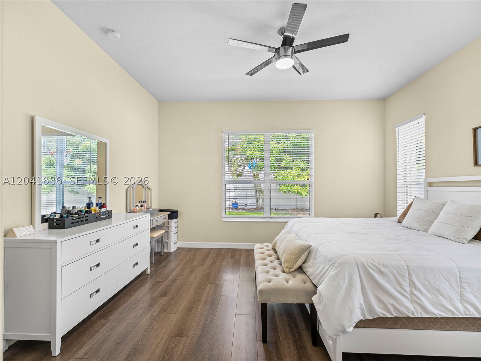 KENDALL COMMONS RESIDENTI - Residential