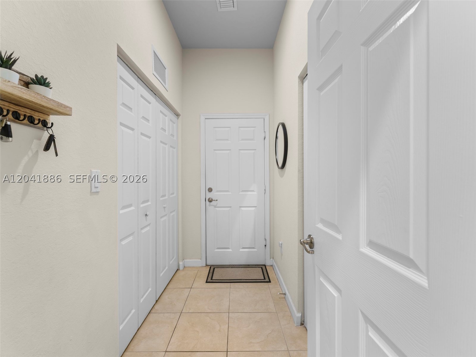 KENDALL COMMONS RESIDENTI - Residential