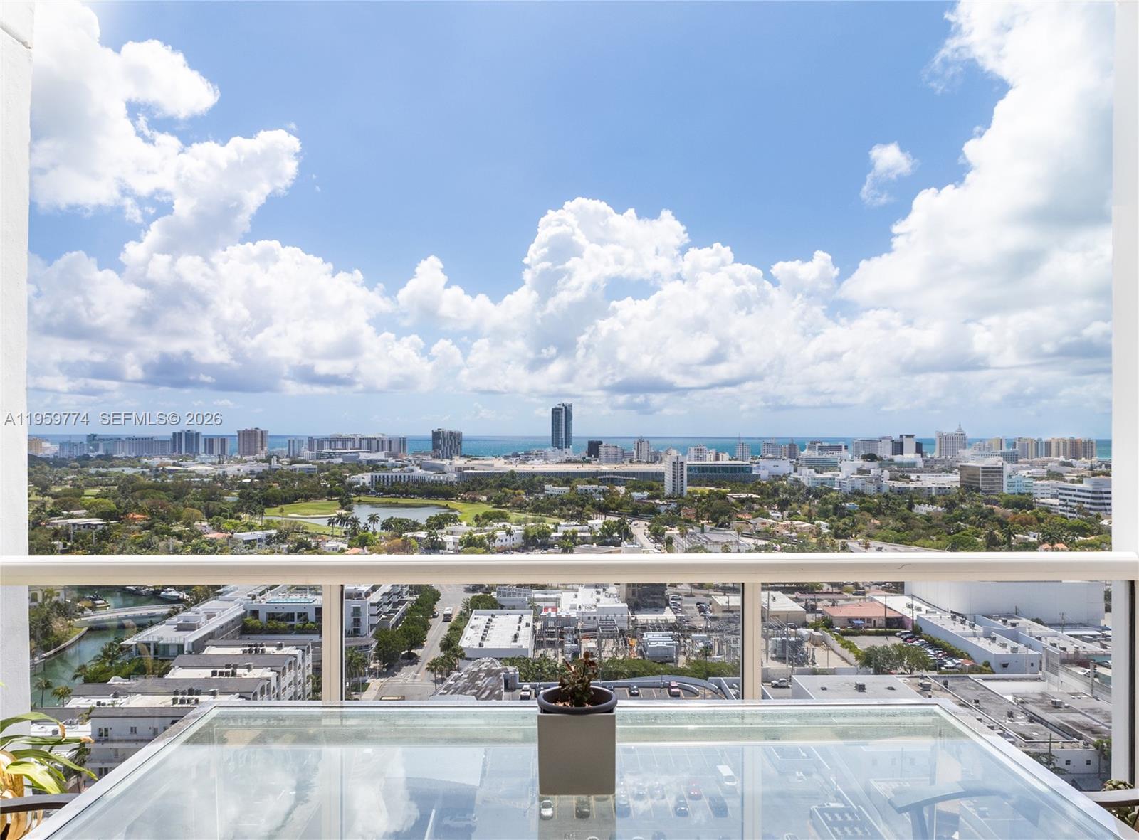 SUNSET HARBOUR NORTH COND - Residential