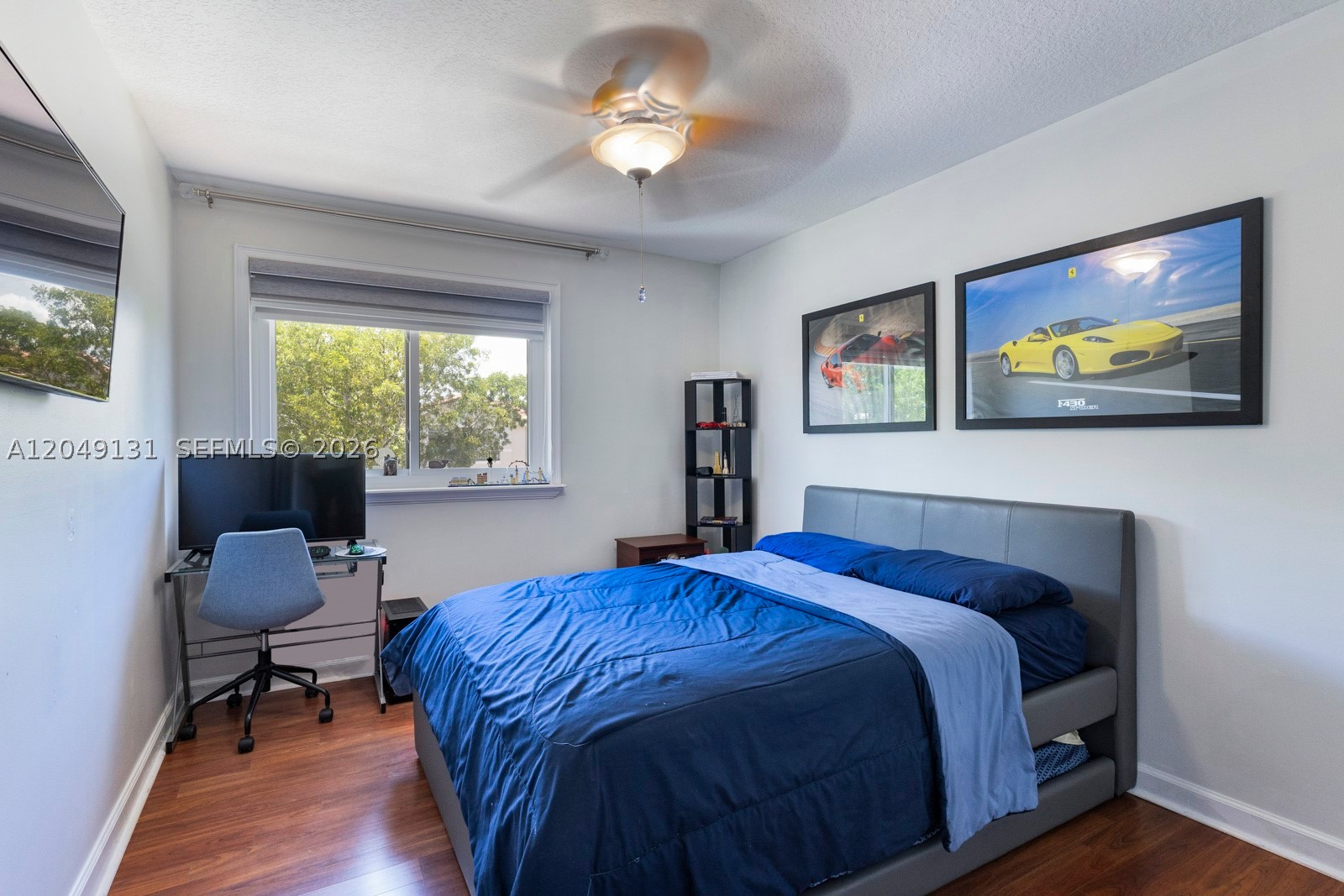 DORAL MEADOWS 1ST ADDN - Residential