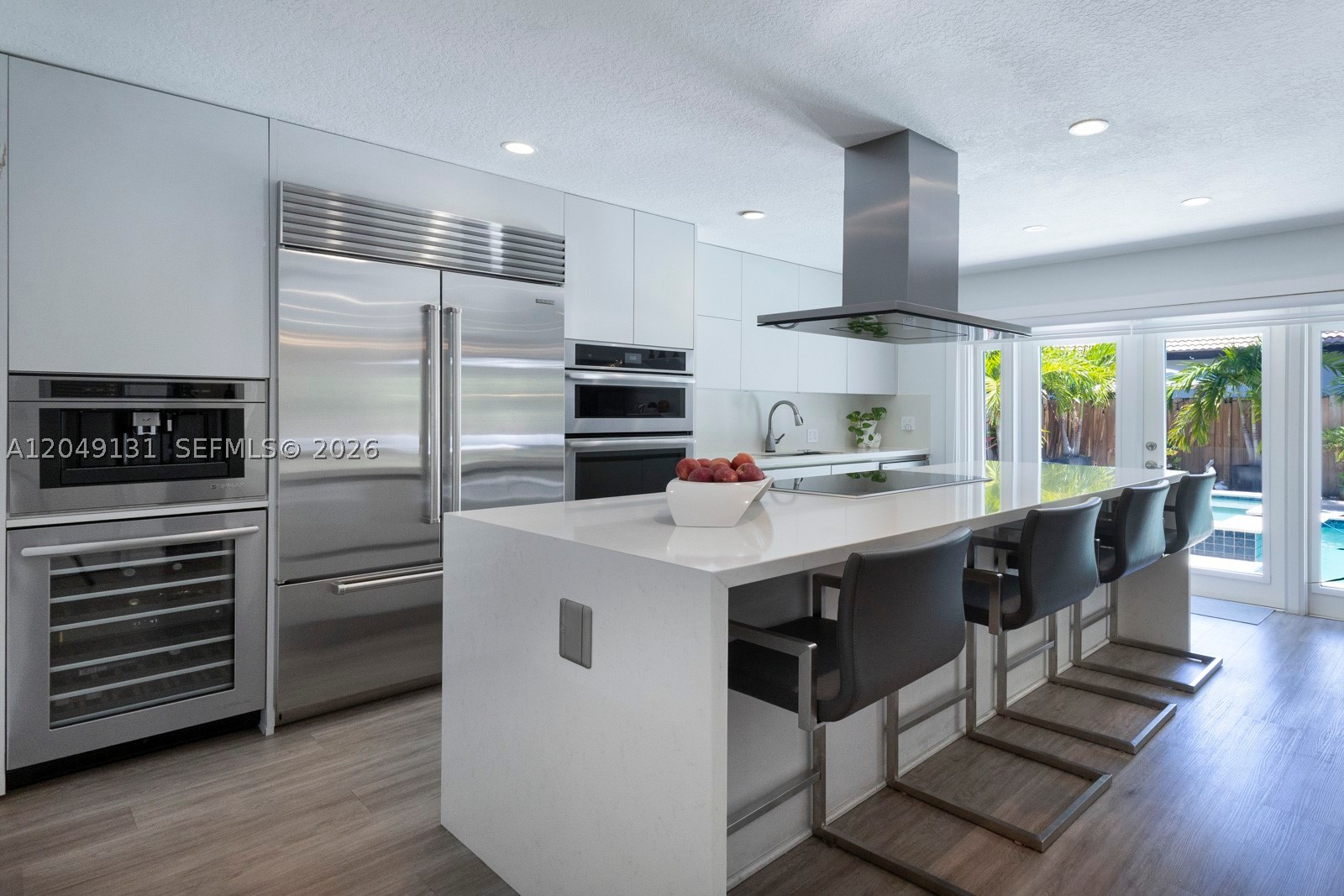 DORAL MEADOWS 1ST ADDN - Residential