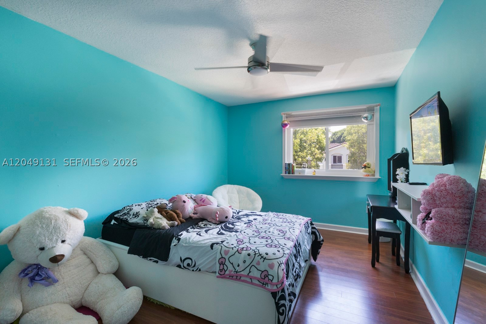 DORAL MEADOWS 1ST ADDN - Residential