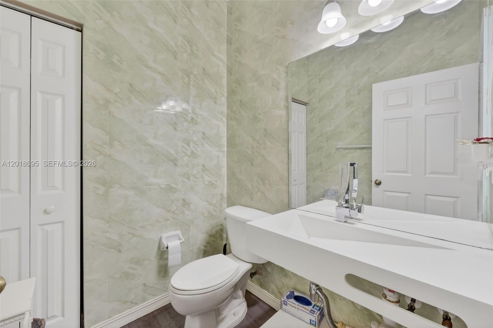 FLORIDIAN BAY ESTATES SOU - Residential