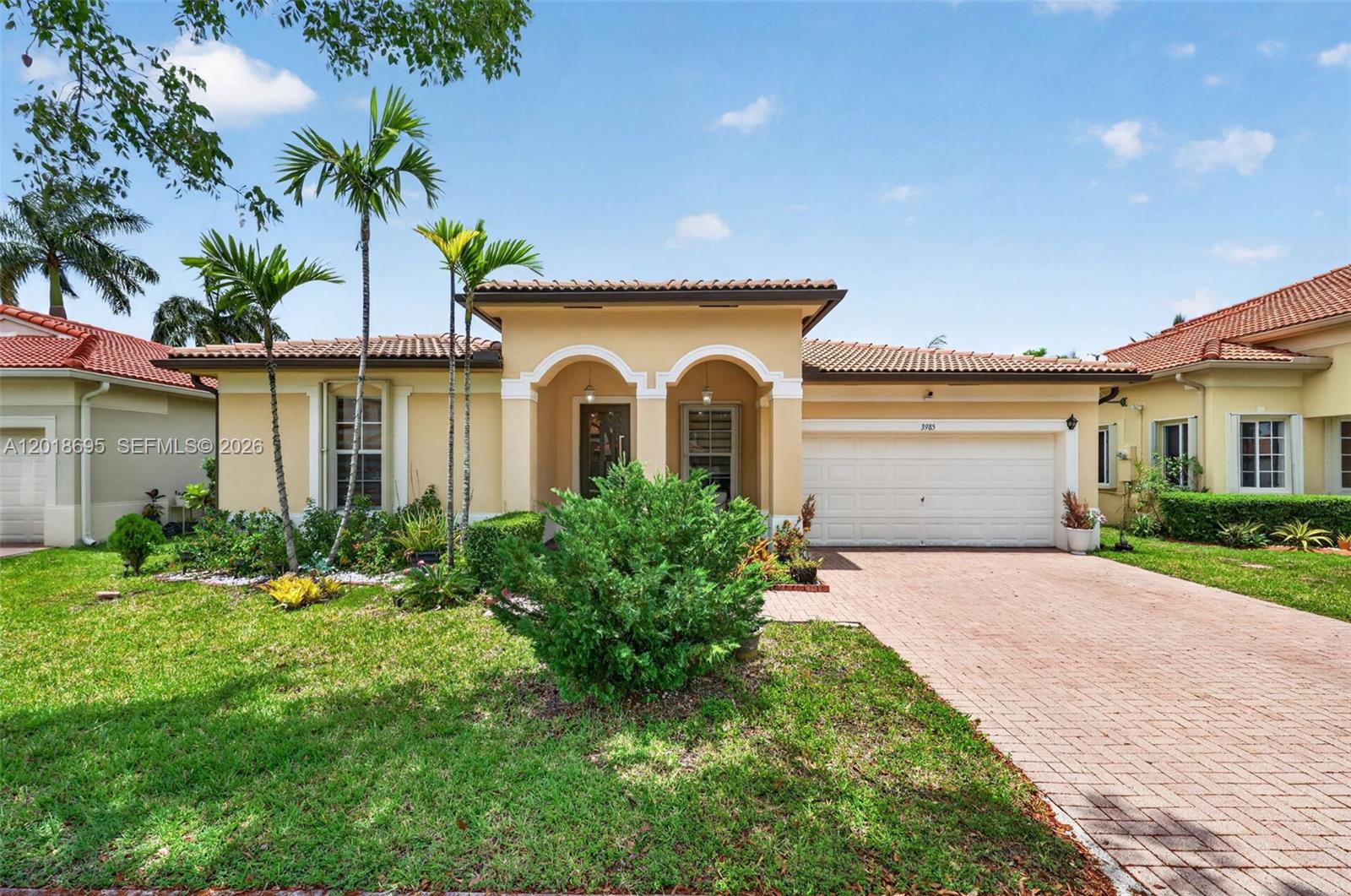 FLORIDIAN BAY ESTATES SOU - Residential
