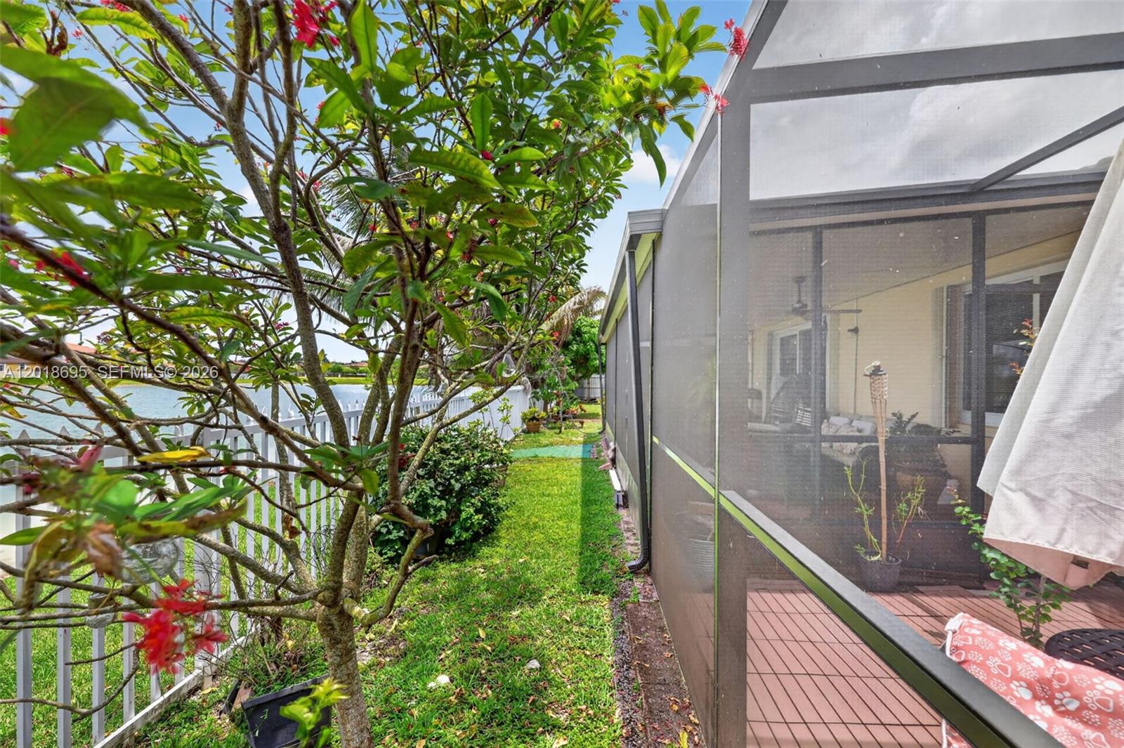 FLORIDIAN BAY ESTATES SOU - Residential