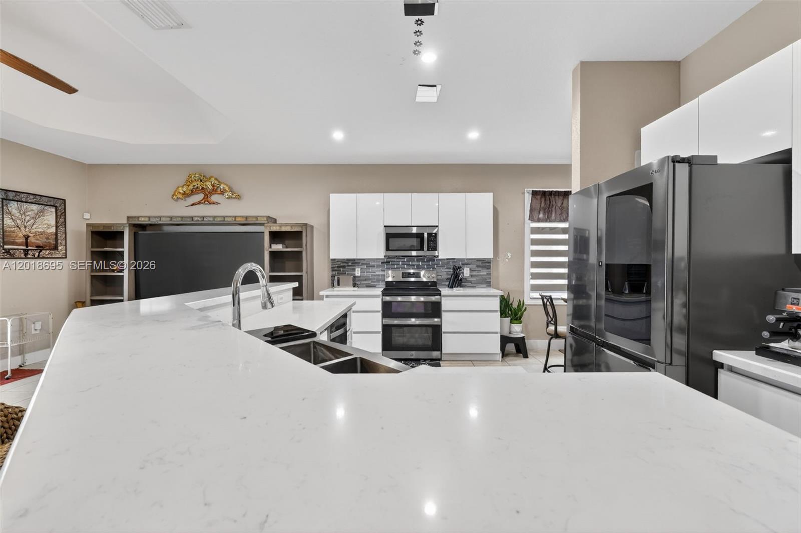 FLORIDIAN BAY ESTATES SOU - Residential