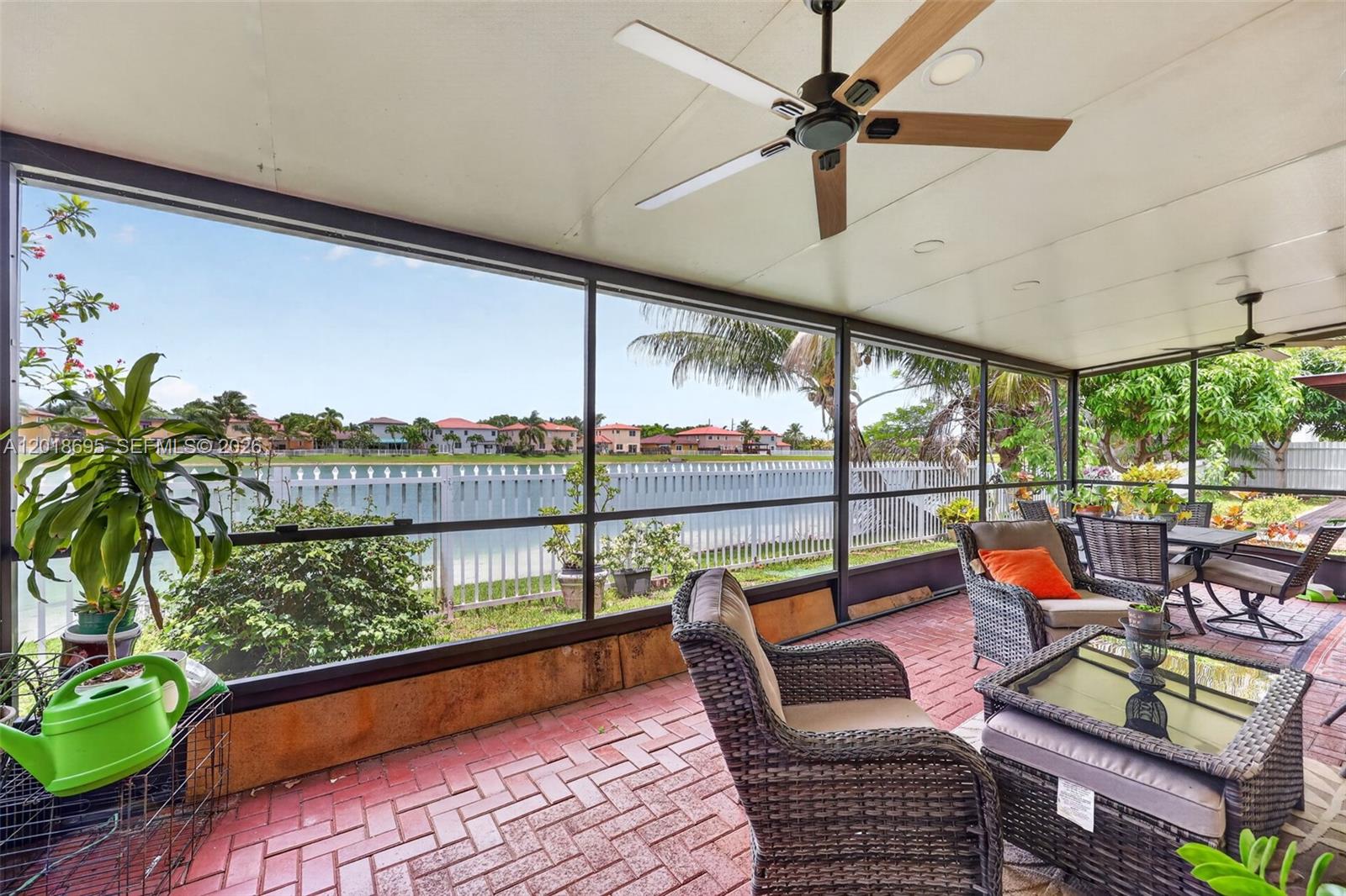 FLORIDIAN BAY ESTATES SOU - Residential
