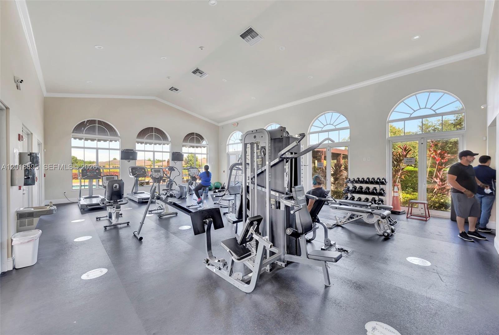 FLORIDIAN BAY ESTATES SOU - Residential