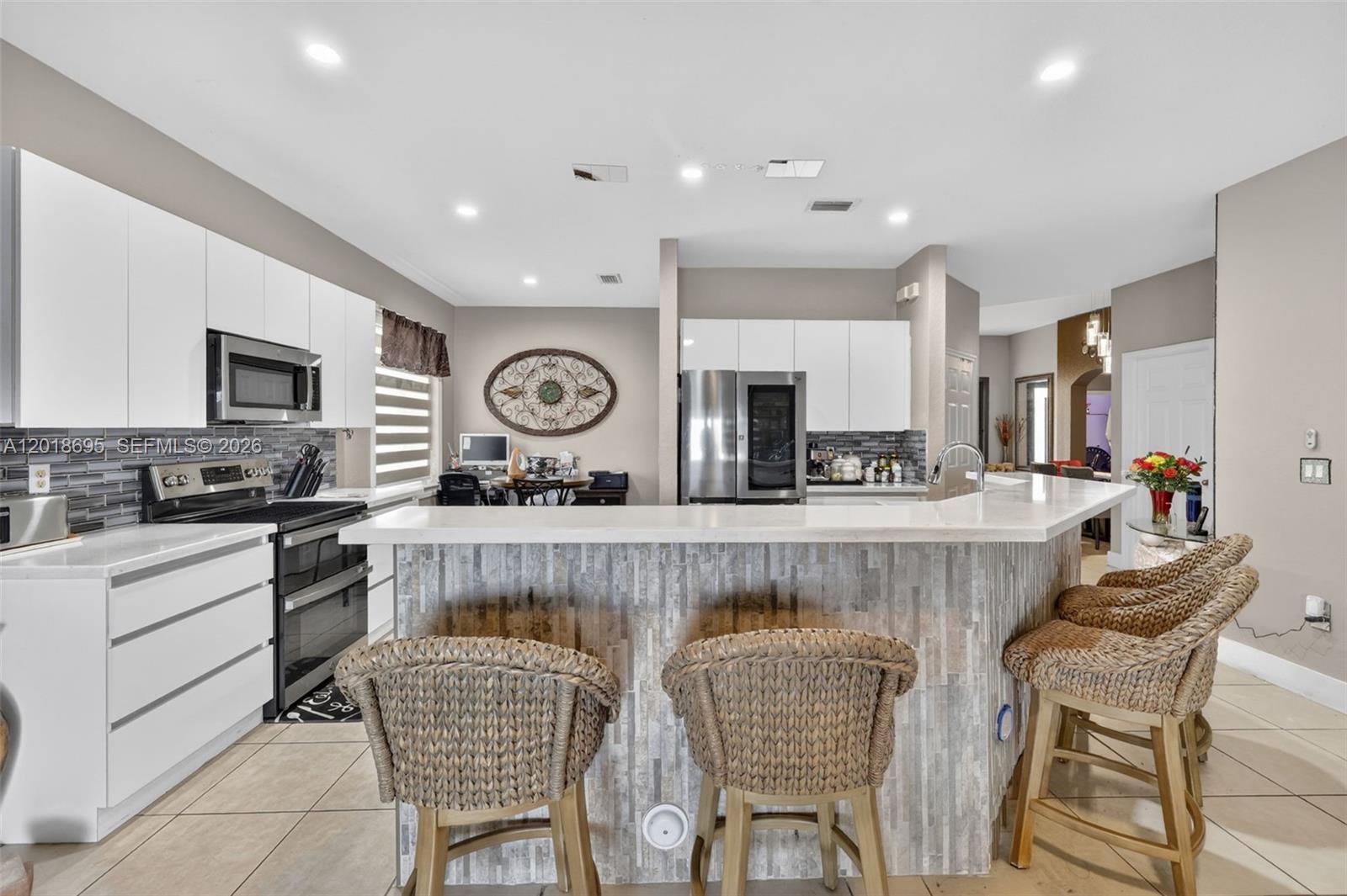 FLORIDIAN BAY ESTATES SOU - Residential
