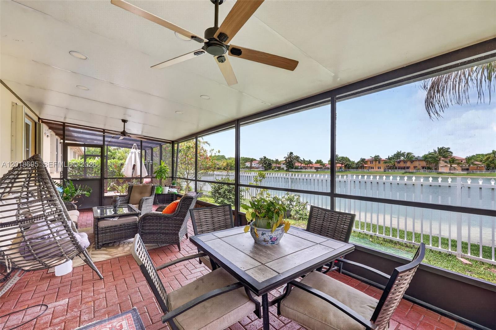 FLORIDIAN BAY ESTATES SOU - Residential