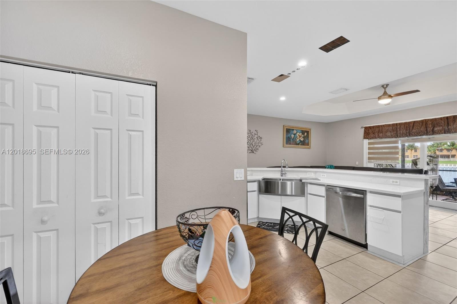 FLORIDIAN BAY ESTATES SOU - Residential
