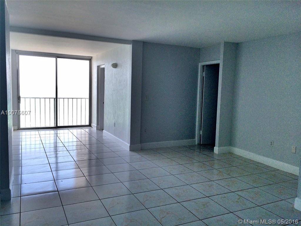 Ocean Park Condo - Residential Lease