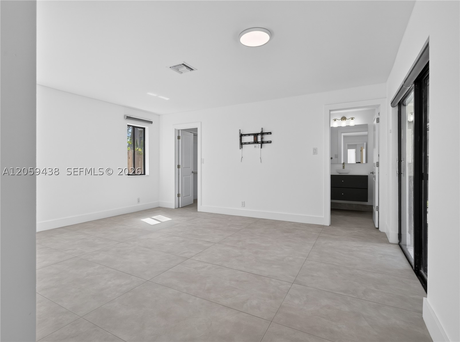 LAKEVIEW HOMES PHASE 1 - Residential