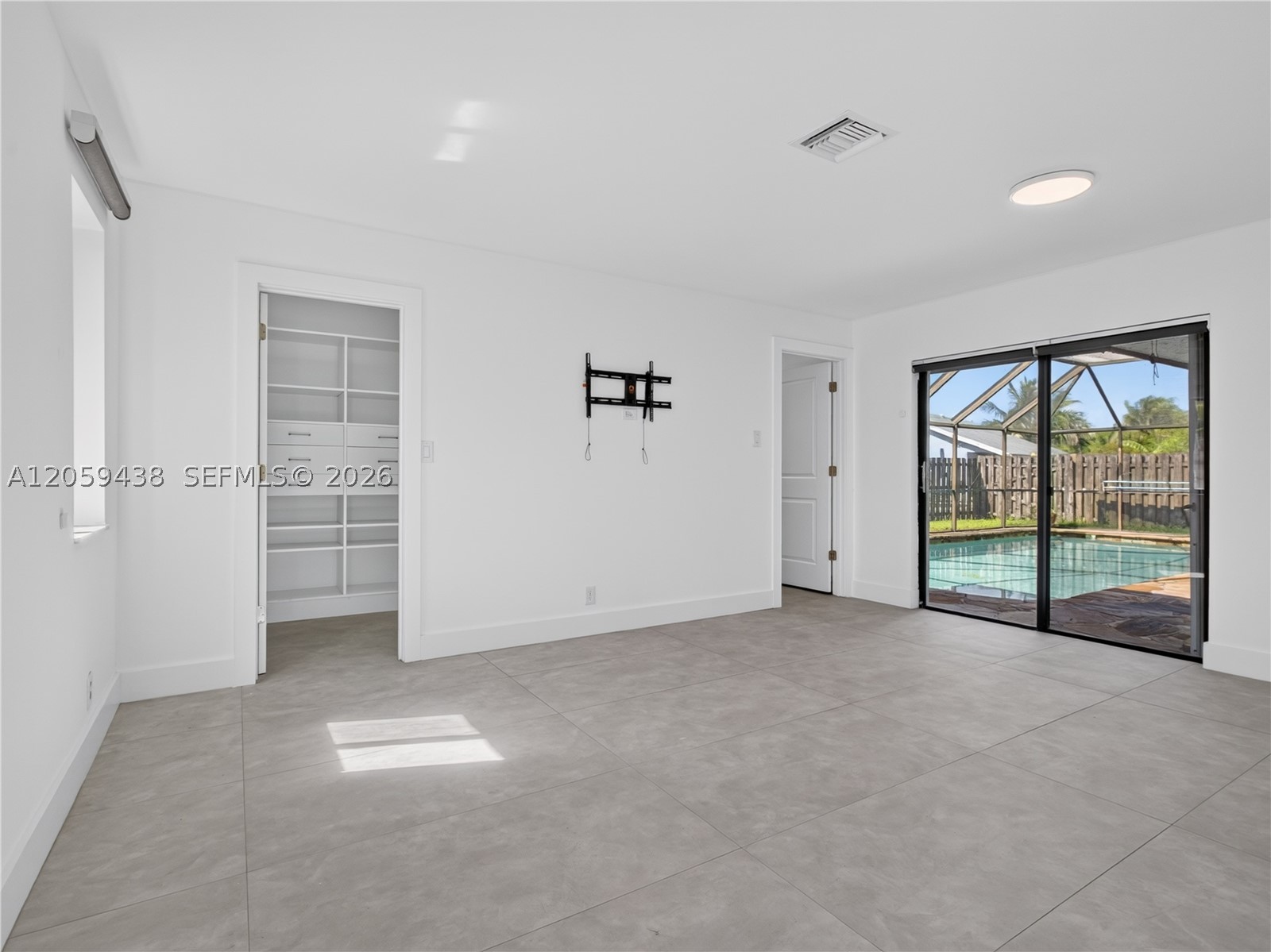 LAKEVIEW HOMES PHASE 1 - Residential