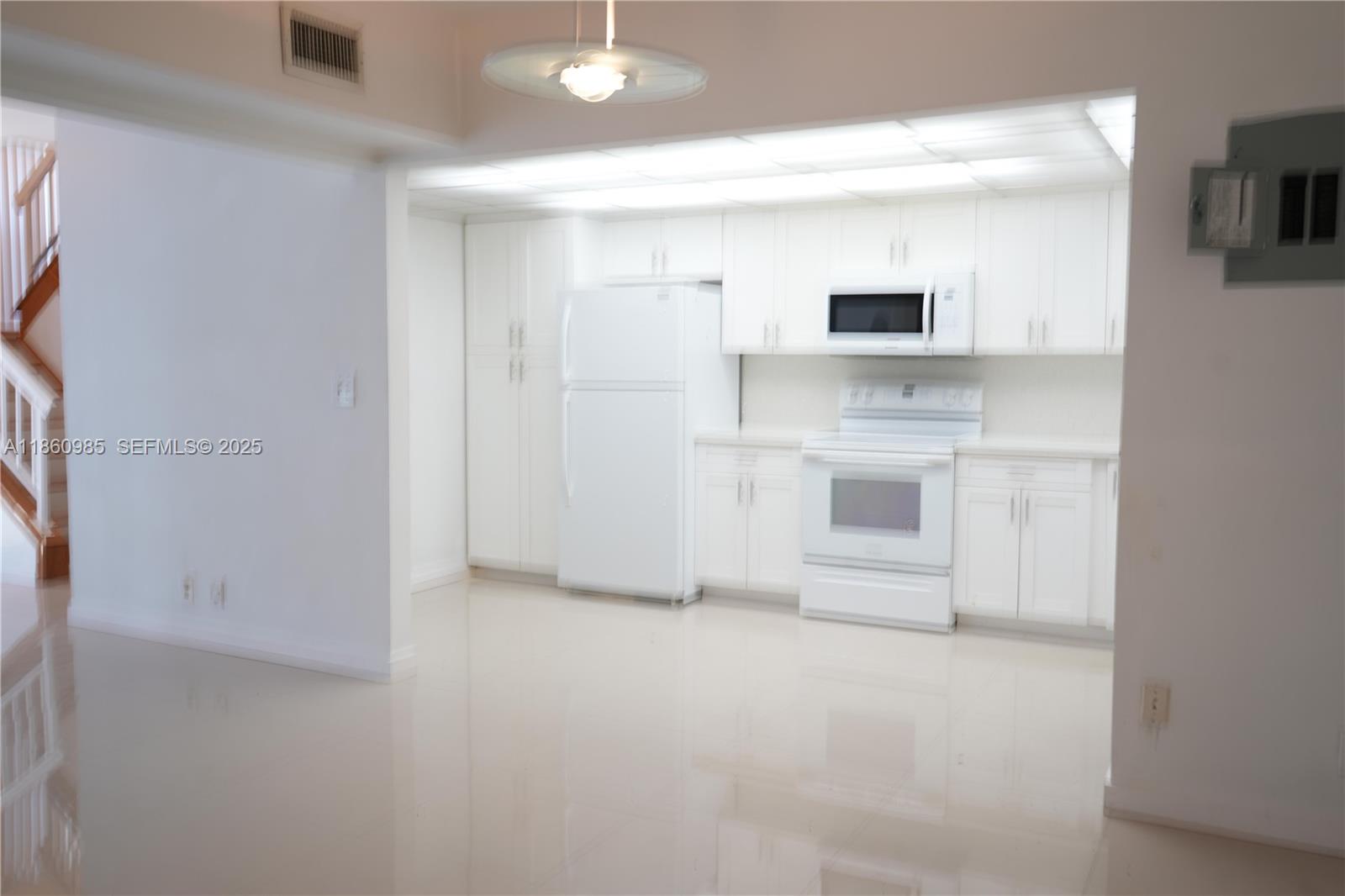 UNIVERSITY VILLAGE EAST I - Residential