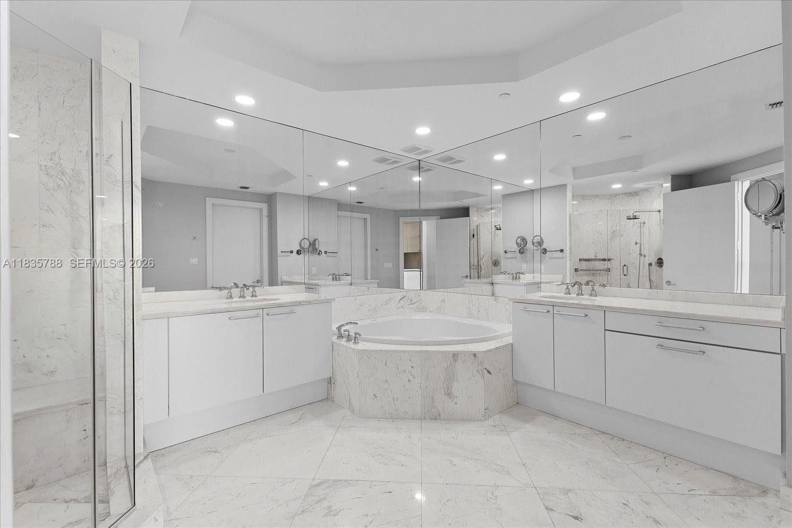 BELLINI AT WILLIAMS ISLAN - Residential