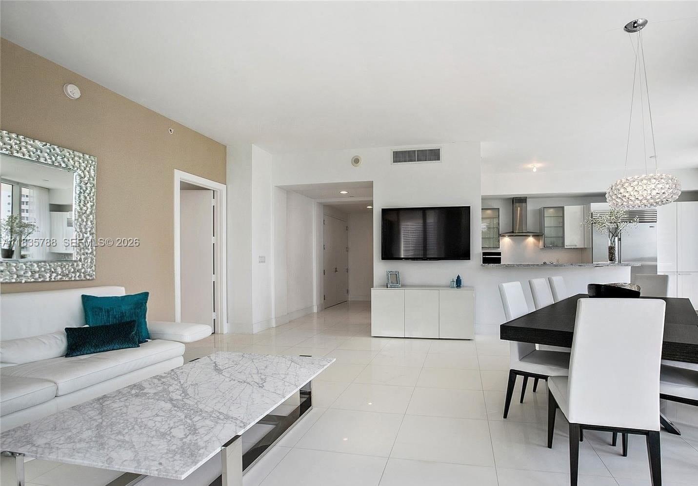 BELLINI AT WILLIAMS ISLAN - Residential